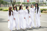 TP.HCM vận động công chức, nữ sinh mặc áo dài 1-2 ngày/tuần